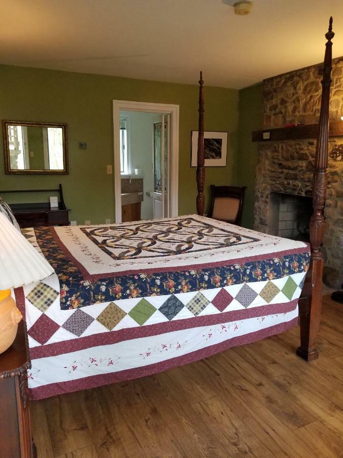 Hawk Mountain Bed & Breakfast Kempton Екстериор снимка