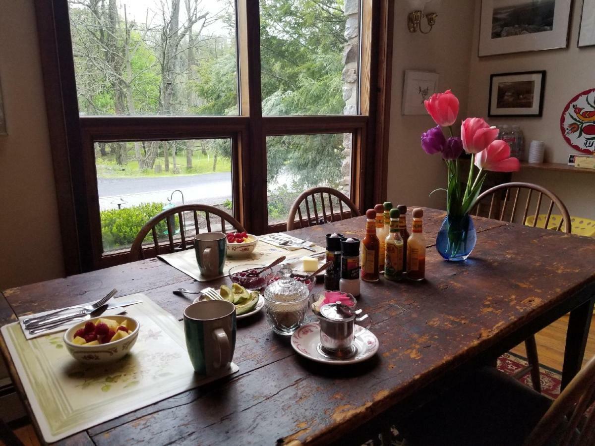 Hawk Mountain Bed & Breakfast Kempton Екстериор снимка