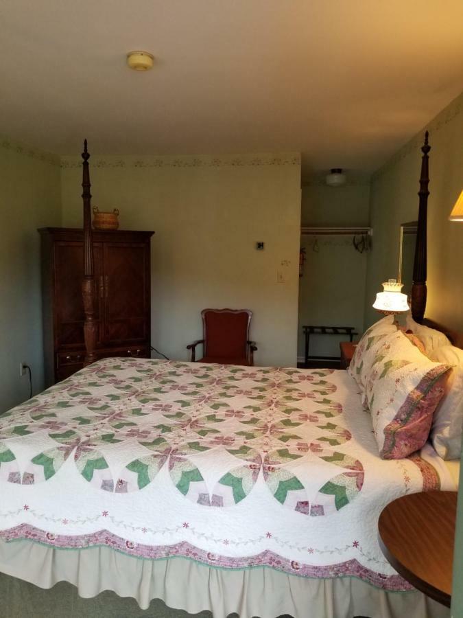 Hawk Mountain Bed & Breakfast Kempton Екстериор снимка