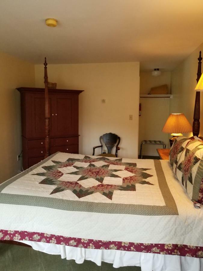 Hawk Mountain Bed & Breakfast Kempton Екстериор снимка